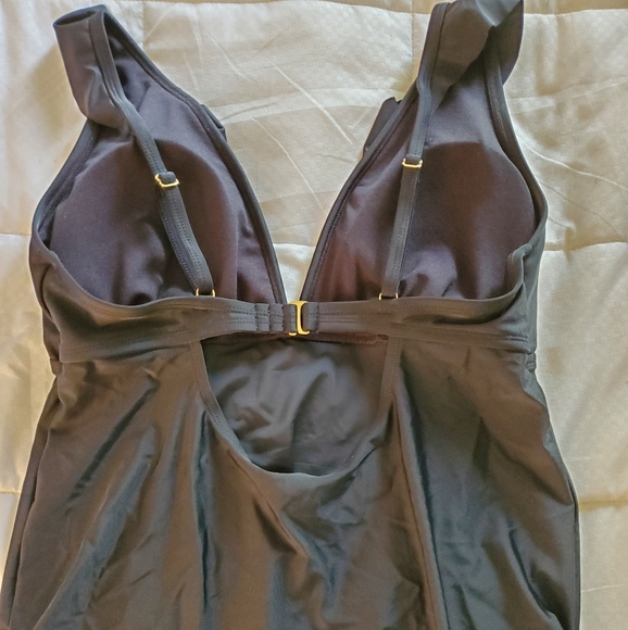 Swimsuit Tankini - Picture 2 of 3